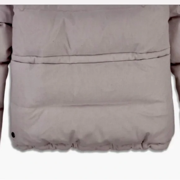 Stylish Puffer Jacket - Picture 4 of 9